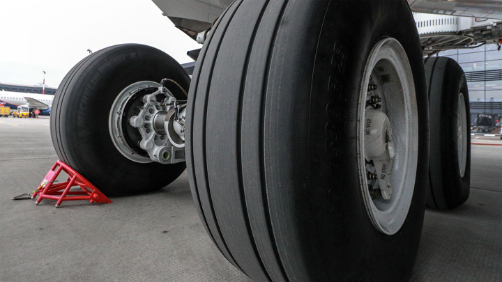 Аэропорт Калуги приостановил работу