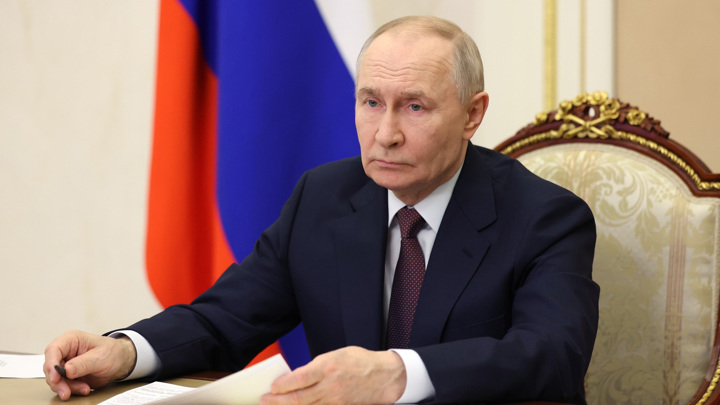 Путин поддержал идею переходного налогового периода для малого бизнеса