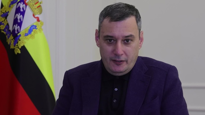 Глава Курской области Хинштейн получил перелом бедренной кости при ДТП