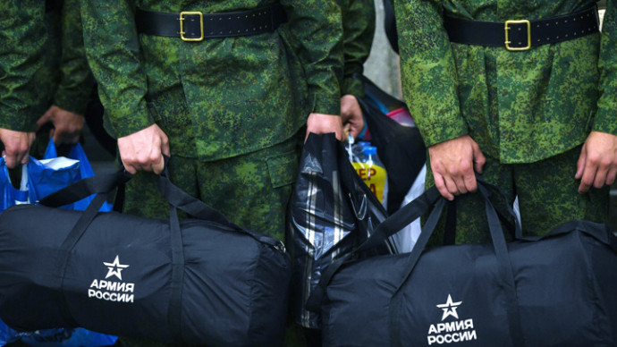 "Объясняем.рф": обязывать мобилизованных покупать экипировку незаконно
