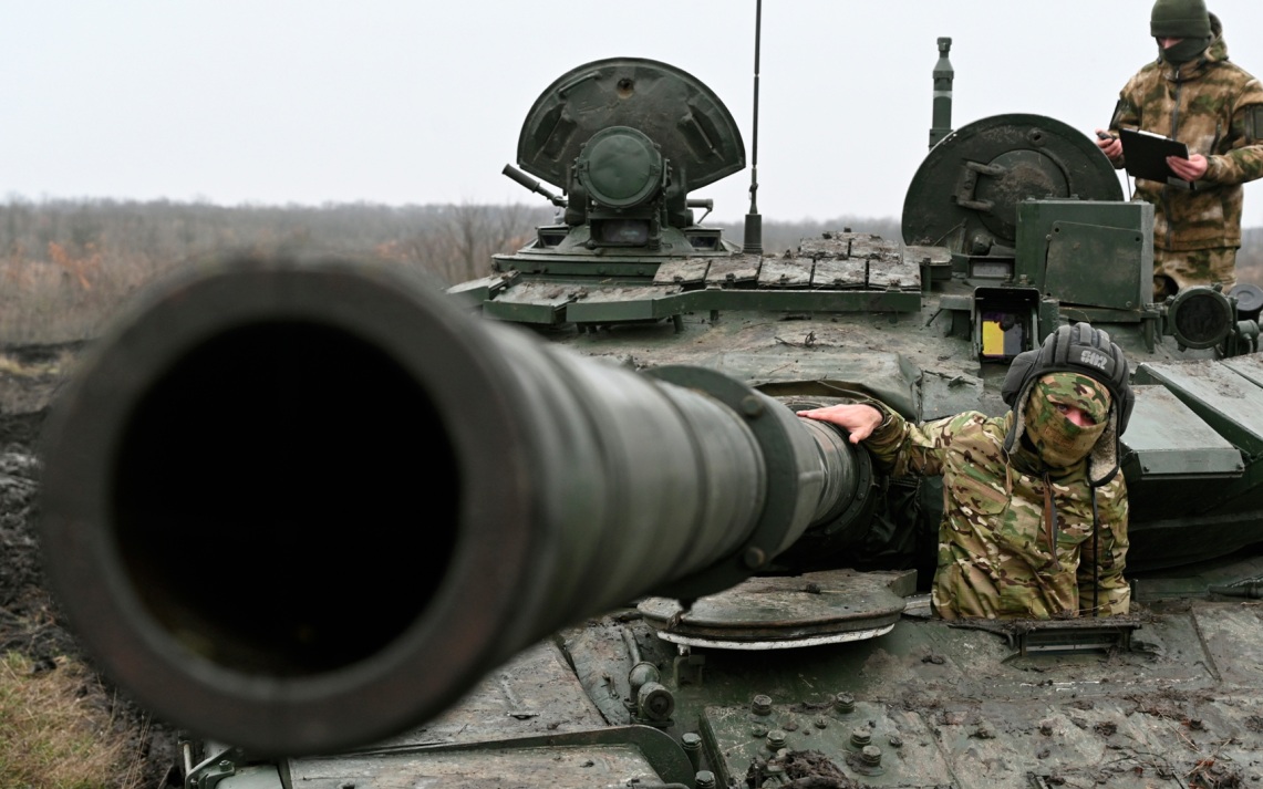 ВС РФ подошли к основной линии обороны противника в ДНР ВС РФ подошли к основной линии обороны противника в ДНР