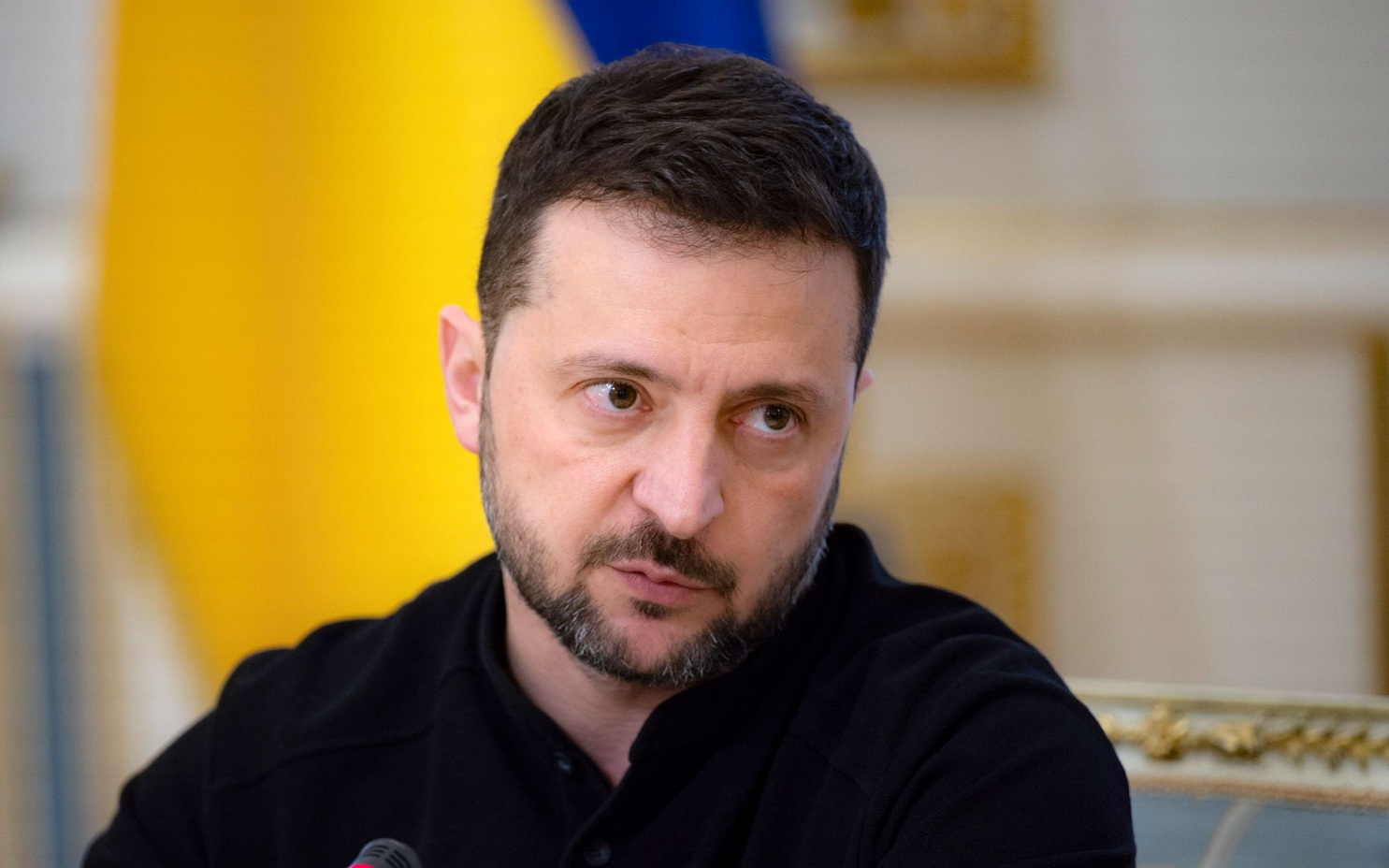 Зеленский прилетел в Норвегию с официальным визитом Зеленский прилетел в Норвегию с официальным визитом