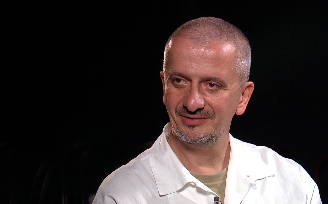 Богомолов: пьеса "Новая оптимистическая" сочинялась на репетициях Богомолов: пьеса "Новая оптимистическая" сочинялась на репетициях